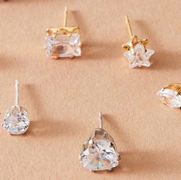 6 pairs Rhinestone Stud Earrings - Picture 3 of 3